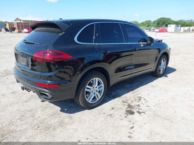 45121343 :رقم المزاد ، WP1AA2A23GLA02765 vin ، 2016 Porsche Cayenne مزاد بيع
