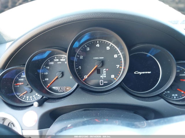 45121343 :رقم المزاد ، WP1AA2A23GLA02765 vin ، 2016 Porsche Cayenne مزاد بيع