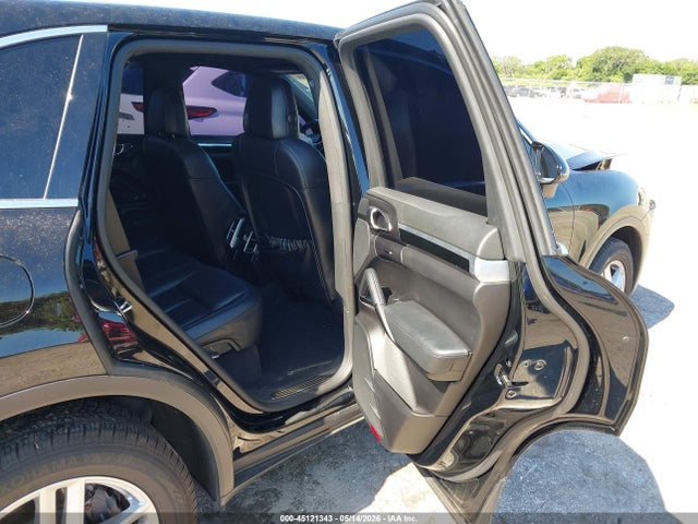 45121343 :رقم المزاد ، WP1AA2A23GLA02765 vin ، 2016 Porsche Cayenne مزاد بيع