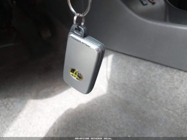 45121366 :رقم المزاد ، JTDKN3DUXB5313314 vin ، 2011 Toyota Prius Five مزاد بيع