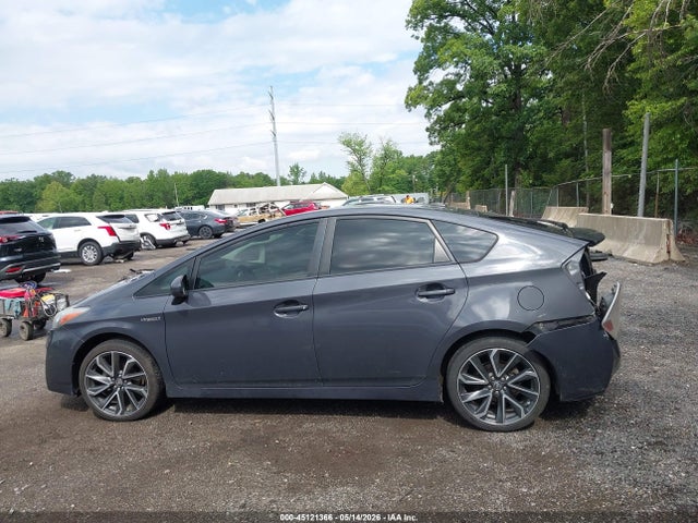 45121366 :رقم المزاد ، JTDKN3DUXB5313314 vin ، 2011 Toyota Prius Five مزاد بيع