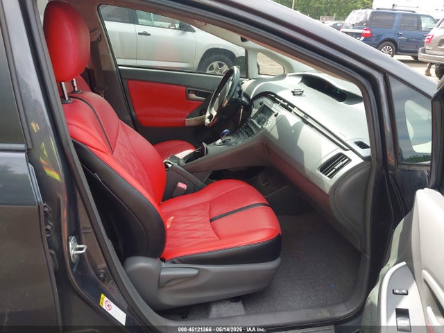 45121366 :رقم المزاد ، JTDKN3DUXB5313314 vin ، 2011 Toyota Prius Five مزاد بيع