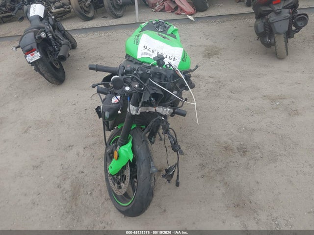 2025 Kawasaki Zx636 K მანქანა იყიდება აუქციონზე, vin: JKBZXJJ12SA030653, აუქციონის ნომერი: 45121376