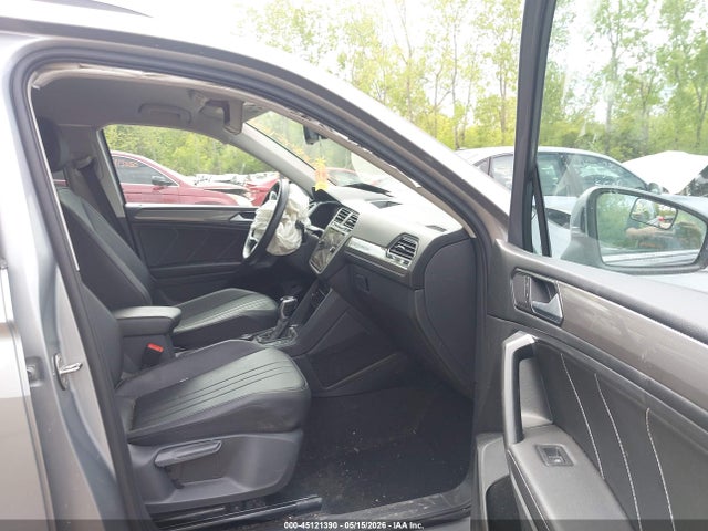 2022 Volkswagen Tiguan 2.0t Se მანქანა იყიდება აუქციონზე, vin: 3VV2B7AX8NM015214, აუქციონის ნომერი: 45121390