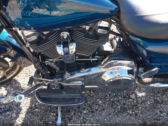 1HD1KBC17LB635321 Harley-Davidson FLHX