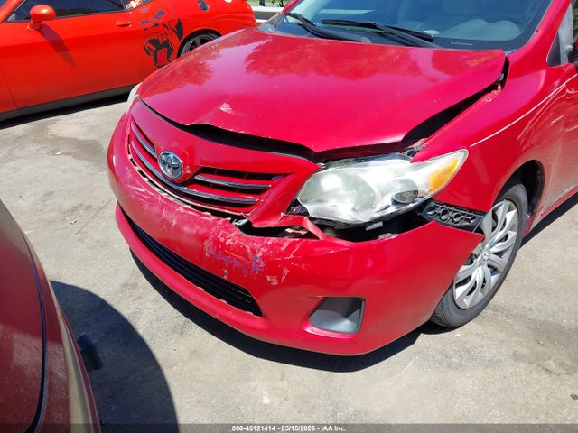 45121414 :رقم المزاد ، 2T1BU4EE9DC003354 vin ، 2013 Toyota Corolla Le مزاد بيع