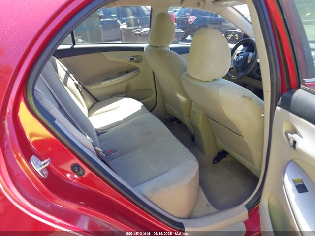 45121414 :رقم المزاد ، 2T1BU4EE9DC003354 vin ، 2013 Toyota Corolla Le مزاد بيع