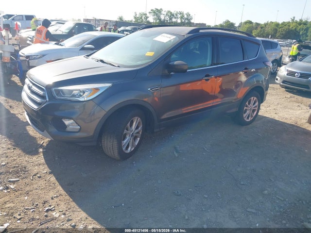 Продажа на аукционе авто 2017 Ford Escape Se, vin: 1FMCU0GD9HUE33598, номер лота: 45121456