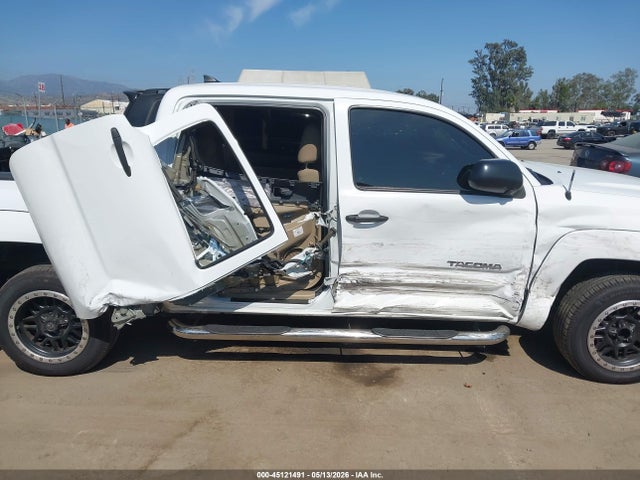 2014 Toyota Tacoma მანქანა იყიდება აუქციონზე, vin: 5TFJX4CN1EX042979, აუქციონის ნომერი: 45121491