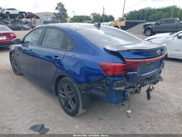 2021 Kia Forte Gt-line მანქანა იყიდება აუქციონზე, vin: 3KPF34AD6ME385071, აუქციონის ნომერი: 45121494