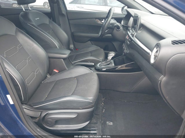 2021 Kia Forte Gt-line მანქანა იყიდება აუქციონზე, vin: 3KPF34AD6ME385071, აუქციონის ნომერი: 45121494