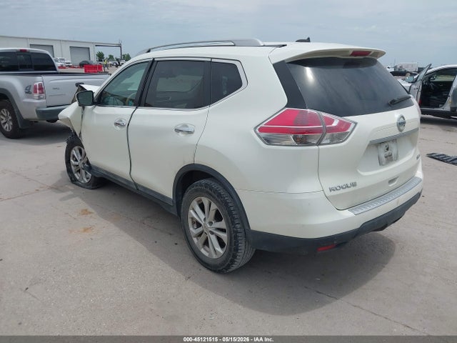 2015 Nissan Rogue Sv მანქანა იყიდება აუქციონზე, vin: 5N1AT2MV2FC908966, აუქციონის ნომერი: 45121515