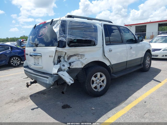 45121583 :رقم المزاد ، 1FMJU1G51BEF37803 vin ، 2011 Ford Expedition Xl مزاد بيع