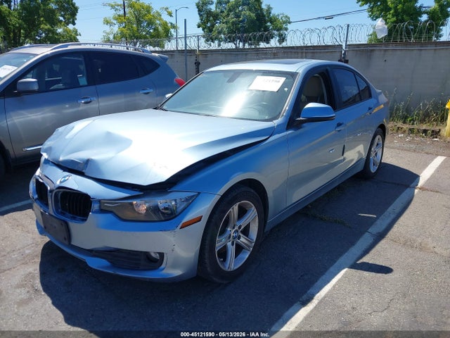 45121590 :رقم المزاد ، WBA3B1C52EK134893 vin ، 2014 Bmw 320i مزاد بيع