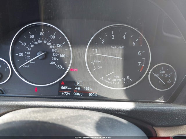 45121590 :رقم المزاد ، WBA3B1C52EK134893 vin ، 2014 Bmw 320i مزاد بيع