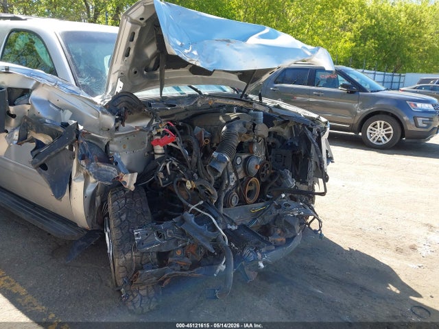 Продажа на аукционе авто 2012 Chevrolet Suburban 1500 Lt, vin: 1GNSKJE70CR166315, номер лота: 45121615