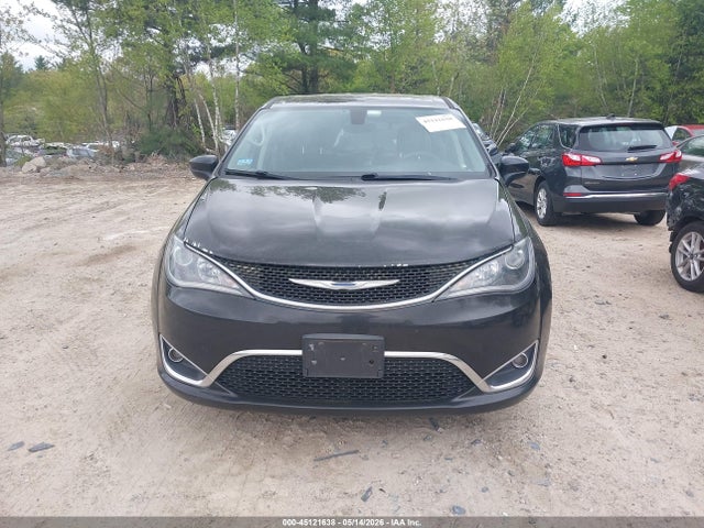 Продаж на аукціоні авто 2017 Chrysler Pacifica Touring Plus, vin: 2C4RC1BG7HR804439, номер лоту: 45121638