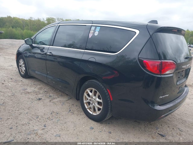 Продаж на аукціоні авто 2017 Chrysler Pacifica Touring Plus, vin: 2C4RC1BG7HR804439, номер лоту: 45121638