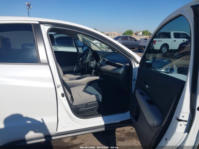 3CZRU5H34NM743962 Honda Hr-v 2wd Lx