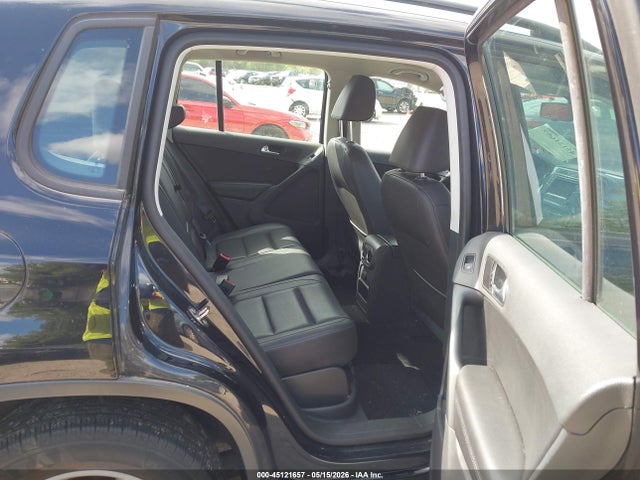 Продажа на аукционе авто 2016 Volkswagen Tiguan S, vin: WVGBV7AX8GK000210, номер лота: 45121657