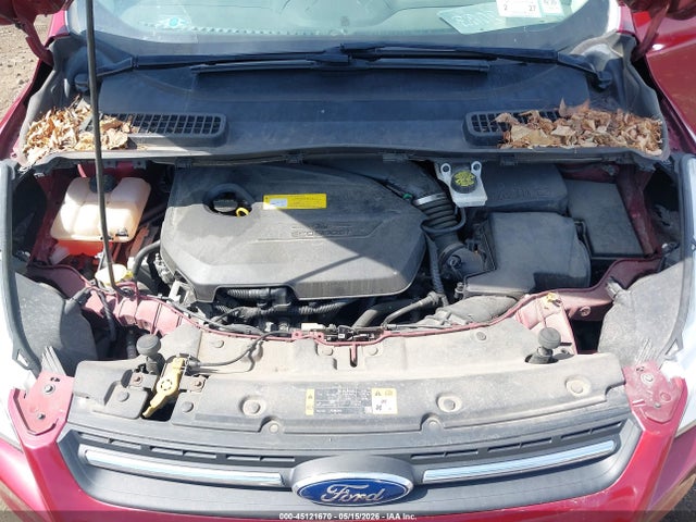 45121670 :رقم المزاد ، 1FMCU9GX8FUC89926 vin ، 2015 Ford Escape Se مزاد بيع