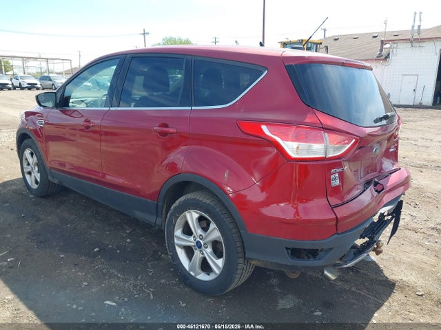 45121670 :رقم المزاد ، 1FMCU9GX8FUC89926 vin ، 2015 Ford Escape Se مزاد بيع