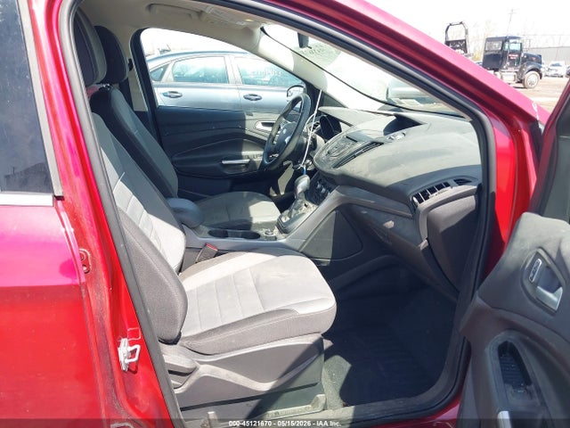 45121670 :رقم المزاد ، 1FMCU9GX8FUC89926 vin ، 2015 Ford Escape Se مزاد بيع