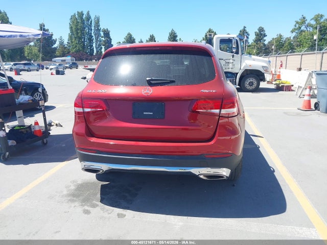 WDC0G4KB7HF158999 Mercedes-Benz Glc 300 4matic