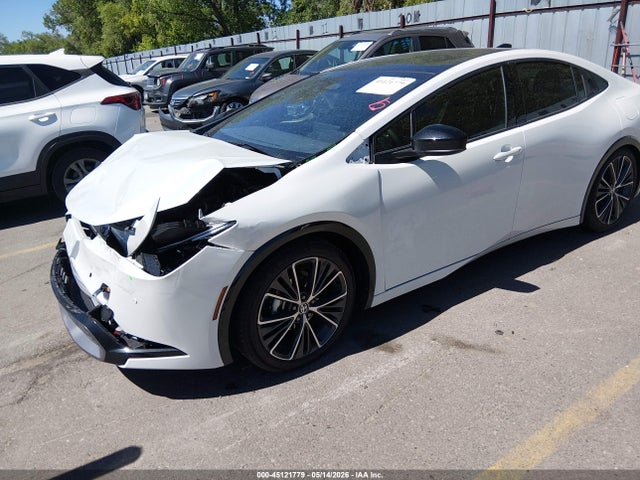 JTDACAAU5T3073600 Toyota PRIUS XLE