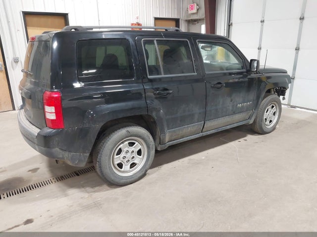 1C4NJPBA7GD735708 Jeep Patriot Sport