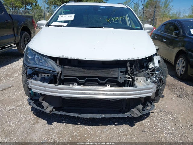 Продаж на аукціоні авто 2017 Chrysler Pacifica Touring-l Plus, vin: 2C4RC1EG3HR578797, номер лоту: 45121842