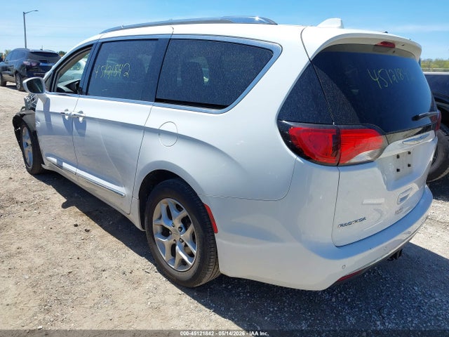Продаж на аукціоні авто 2017 Chrysler Pacifica Touring-l Plus, vin: 2C4RC1EG3HR578797, номер лоту: 45121842