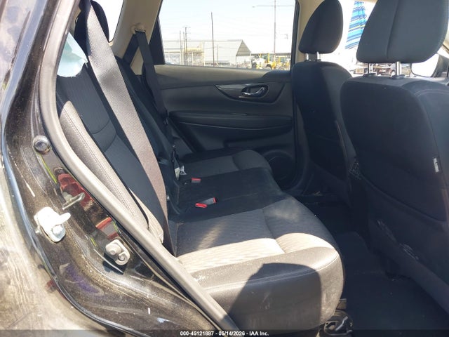 JN8AT2MTXHW153638 Nissan ROGUE SV
