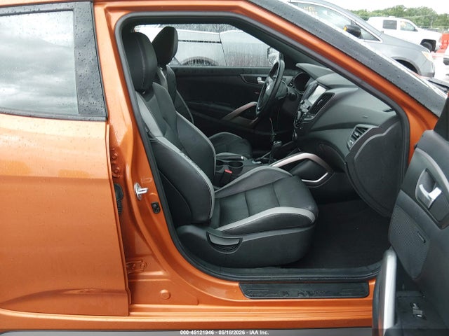 45121946 :رقم المزاد ، KMHTC6AE4GU301225 vin ، 2016 Hyundai Veloster Turbo مزاد بيع