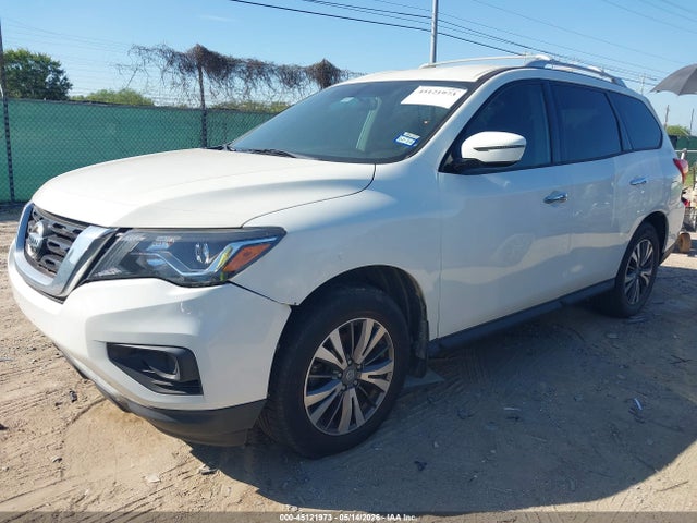 45121973 :رقم المزاد ، 5N1DR2MM7HC678640 vin ، 2017 Nissan Pathfinder S مزاد بيع