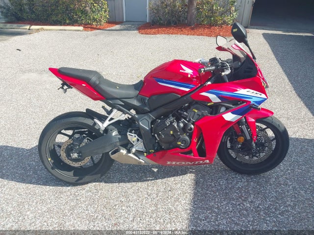 2025 Honda Cbr650 R მანქანა იყიდება აუქციონზე, vin: MLHRH1558S5100232, აუქციონის ნომერი: 45122022