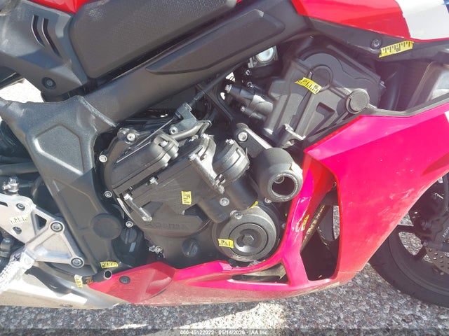 2025 Honda Cbr650 R მანქანა იყიდება აუქციონზე, vin: MLHRH1558S5100232, აუქციონის ნომერი: 45122022
