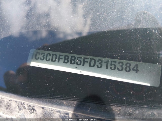 45122027 :رقم المزاد ، 1C3CDFBB5FD315384 vin ، 2015 Dodge Dart Sxt مزاد بيع