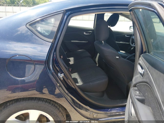45122027 :رقم المزاد ، 1C3CDFBB5FD315384 vin ، 2015 Dodge Dart Sxt مزاد بيع