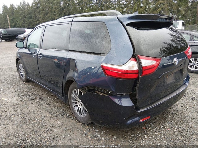 45122031 :رقم المزاد ، 5TDYZ3DC3JS942704 vin ، 2018 Toyota Sienna Xle 8 Passenger مزاد بيع
