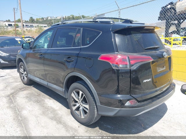 2T3WFREV9JW461874 Toyota Rav4 Xle