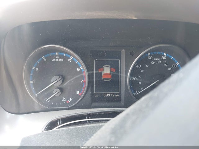 2T3WFREV9JW461874 Toyota Rav4 Xle