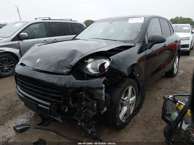 45122046 :رقم المزاد ، WP1AB2A28HLA53385 vin ، 2017 Porsche Cayenne S مزاد بيع