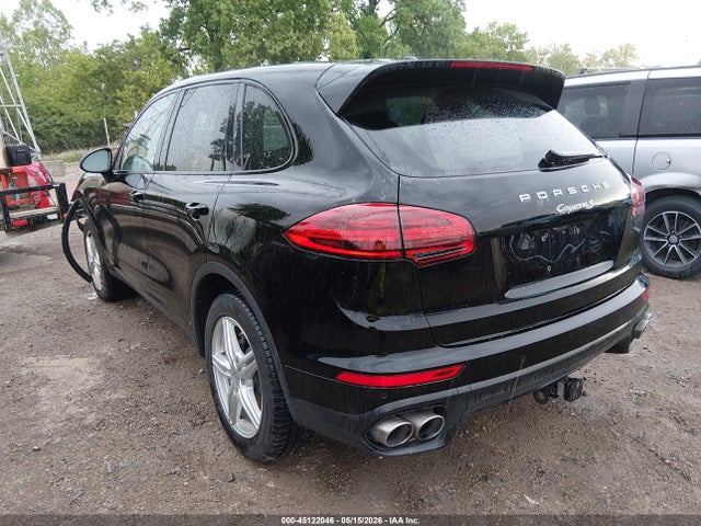 Aukcja sprzedaży 2017 Porsche Cayenne S, vin: WP1AB2A28HLA53385, numer aukcji: 45122046