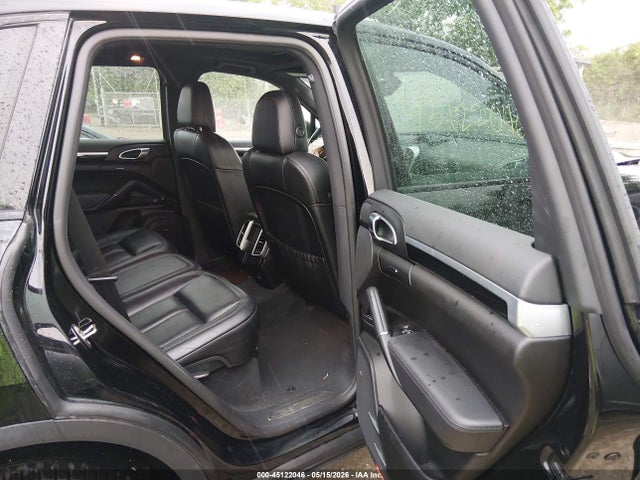 45122046 :رقم المزاد ، WP1AB2A28HLA53385 vin ، 2017 Porsche Cayenne S مزاد بيع
