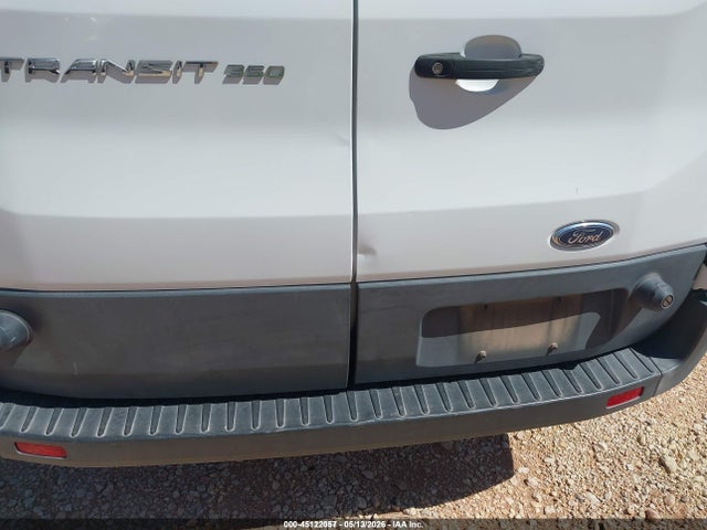 45122057 :رقم المزاد ، 1FTBW2XM8JKB06505 vin ، 2018 Ford Transit-350 مزاد بيع