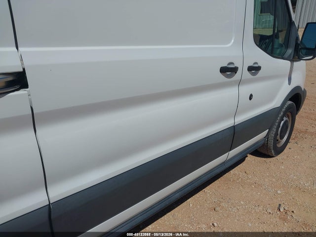 45122057 :رقم المزاد ، 1FTBW2XM8JKB06505 vin ، 2018 Ford Transit-350 مزاد بيع