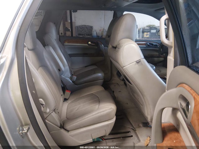 45122081 :رقم المزاد ، 5GAER23718J245042 vin ، 2008 Buick Enclave Cxl مزاد بيع