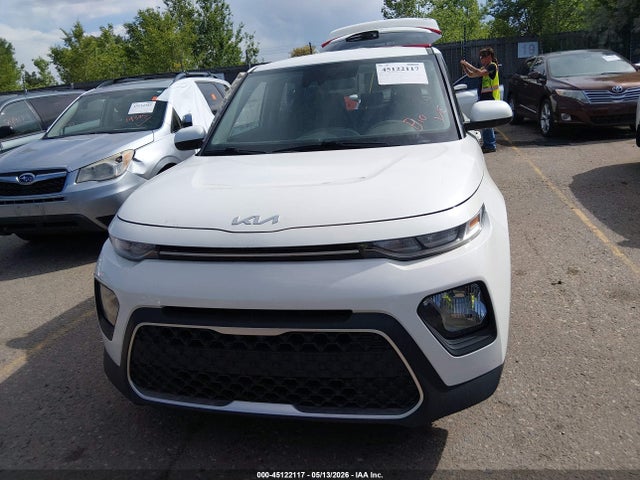 2022 Kia Soul Lx მანქანა იყიდება აუქციონზე, vin: KNDJ23AU6N7816646, აუქციონის ნომერი: 45122117