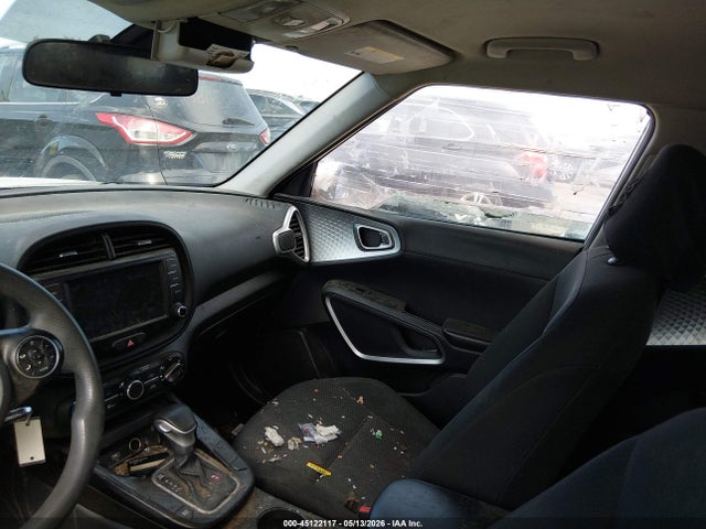 2022 Kia Soul Lx მანქანა იყიდება აუქციონზე, vin: KNDJ23AU6N7816646, აუქციონის ნომერი: 45122117